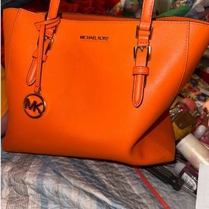 Michael kors 2 piece tote set